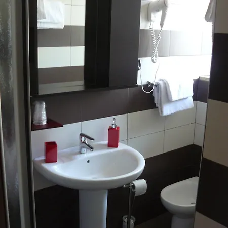 Hotel Vittoriano 3*