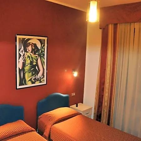 Hotel Vittoriano 3*