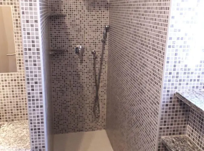 Vittoriano Otel Torino