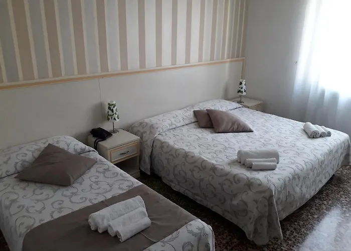 Vittoriano Otel Torino